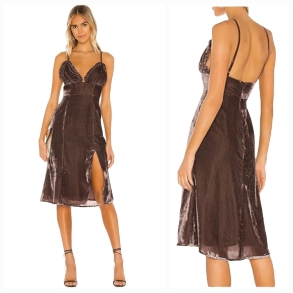 NWT Majorelle Revolve Yani Washed Purple Crushed Velvet Ruffle Trim Dress - Picture 1 of 9